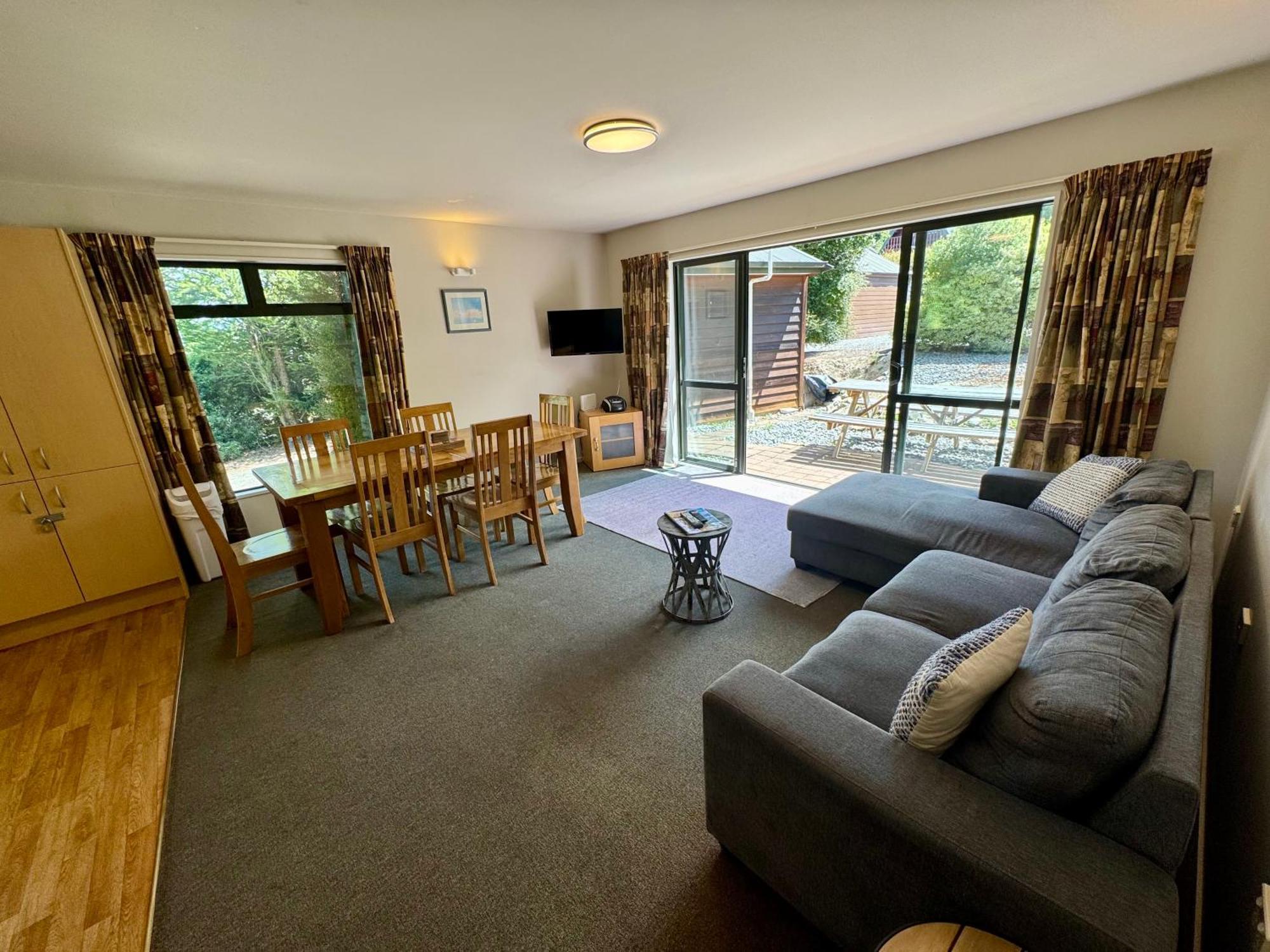 26 Caverhill Close ハンマー・スプリングス エクステリア 写真